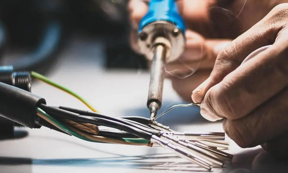 Manutenzione Elettrica pistoia 24 ore